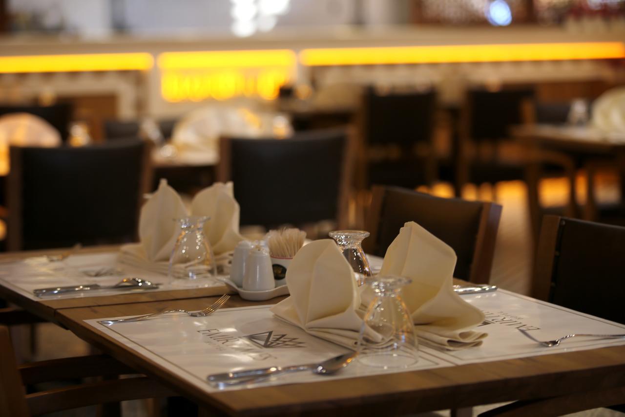Emirtimes Hotel&Spa - Tuzla Restoran gambar